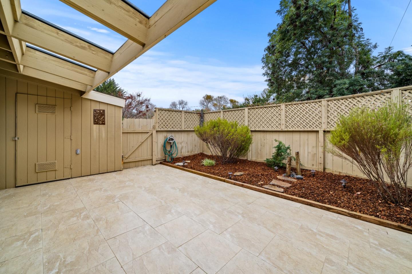 Detail Gallery Image 19 of 31 For 16 Hacienda Carmel, Carmel,  CA 93923 - 1 Beds | 1 Baths