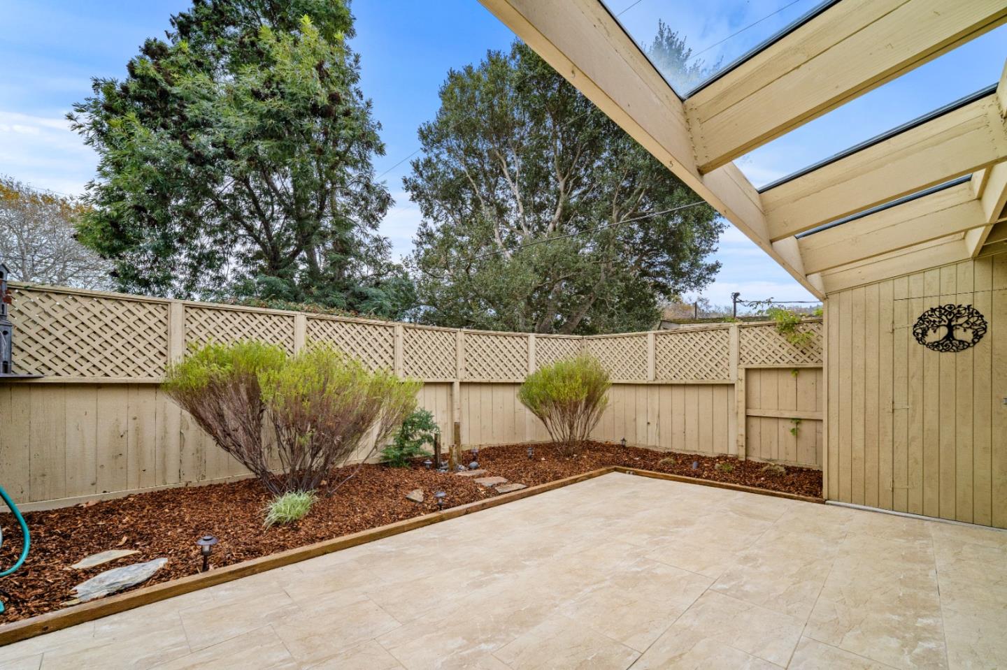 Detail Gallery Image 20 of 31 For 16 Hacienda Carmel, Carmel,  CA 93923 - 1 Beds | 1 Baths