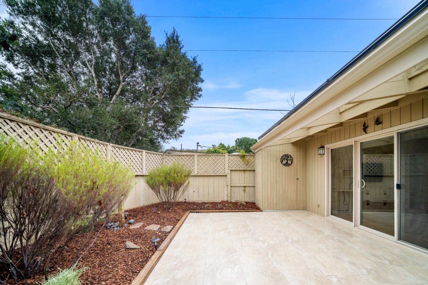 Detail Gallery Image 22 of 31 For 16 Hacienda Carmel, Carmel,  CA 93923 - 1 Beds | 1 Baths