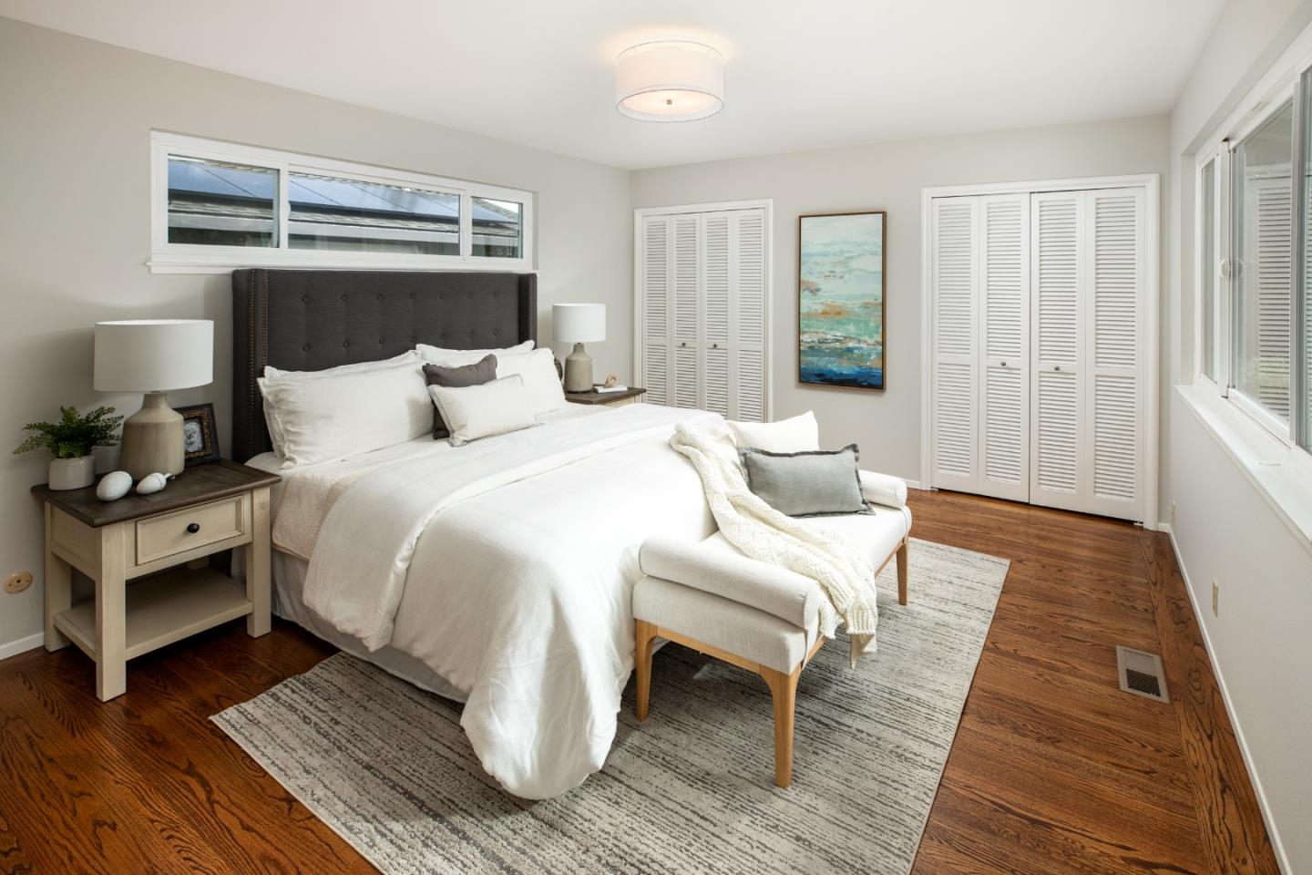 Detail Gallery Image 11 of 20 For 1933 Golden Way, Mountain View,  CA 94040 - 3 Beds | 2 Baths