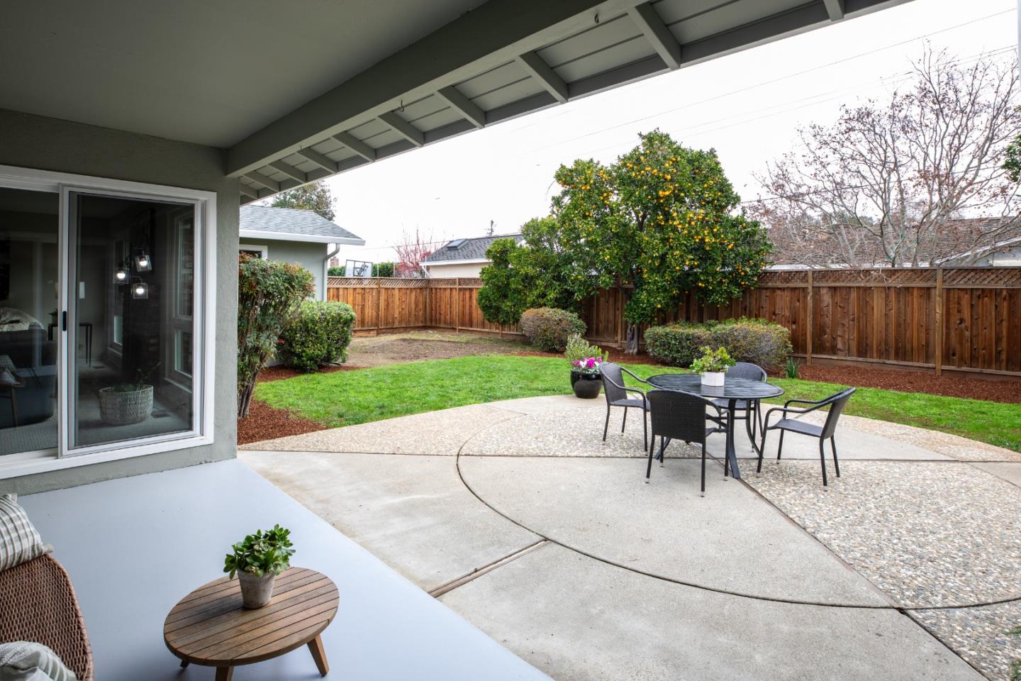 Detail Gallery Image 19 of 20 For 1933 Golden Way, Mountain View,  CA 94040 - 3 Beds | 2 Baths