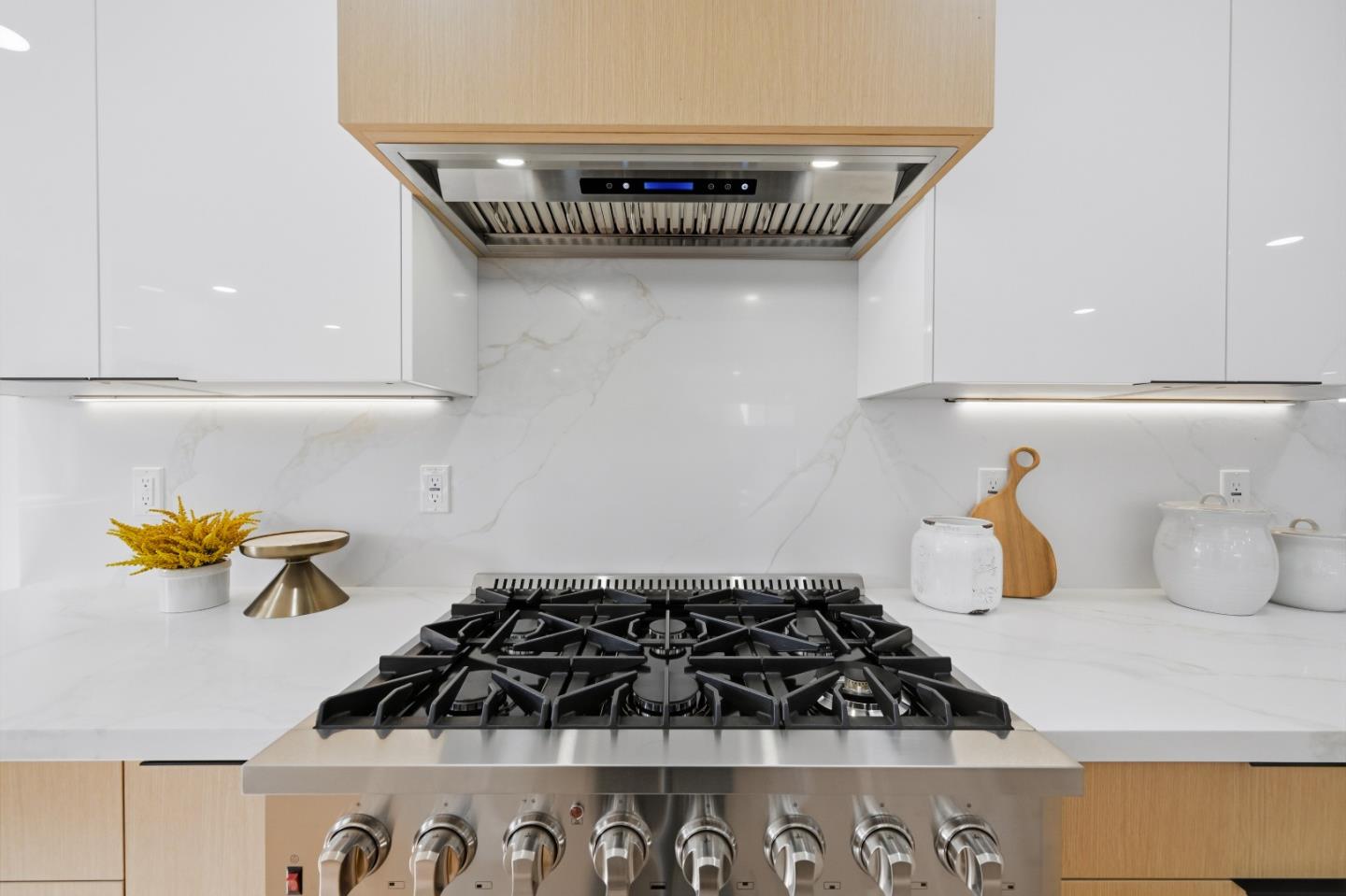 Detail Gallery Image 19 of 46 For 240 Victor Ave, Campbell,  CA 95008 - 3 Beds | 2 Baths