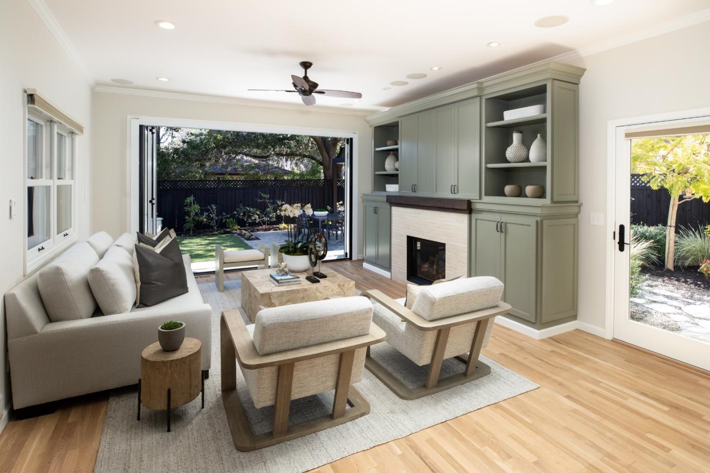 Detail Gallery Image 10 of 45 For 520 E Edith Ave, Los Altos,  CA 94022 - 5 Beds | 3/2 Baths