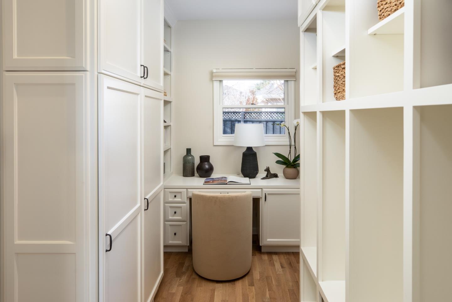 Detail Gallery Image 13 of 45 For 520 E Edith Ave, Los Altos,  CA 94022 - 5 Beds | 3/2 Baths