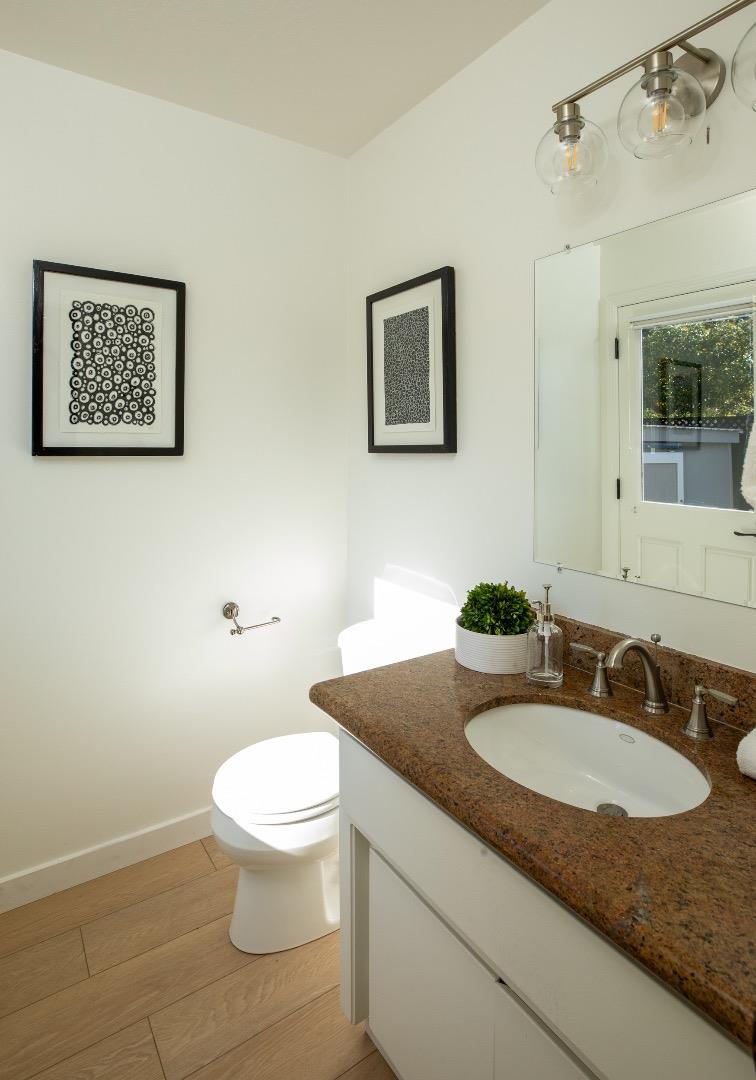 Detail Gallery Image 14 of 45 For 520 E Edith Ave, Los Altos,  CA 94022 - 5 Beds | 3/2 Baths