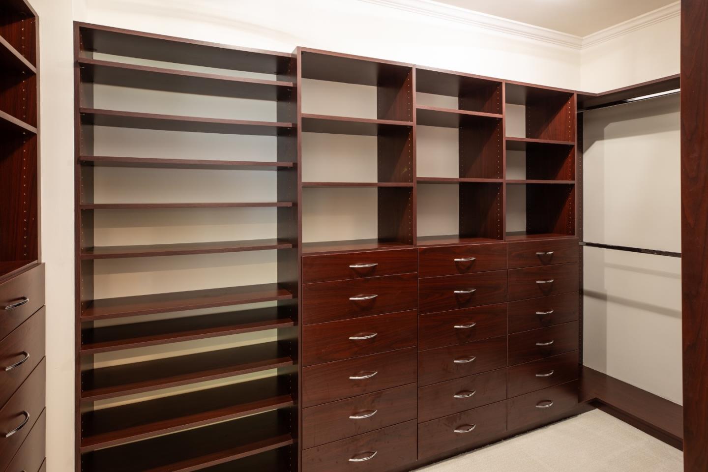 Detail Gallery Image 20 of 45 For 520 E Edith Ave, Los Altos,  CA 94022 - 5 Beds | 3/2 Baths