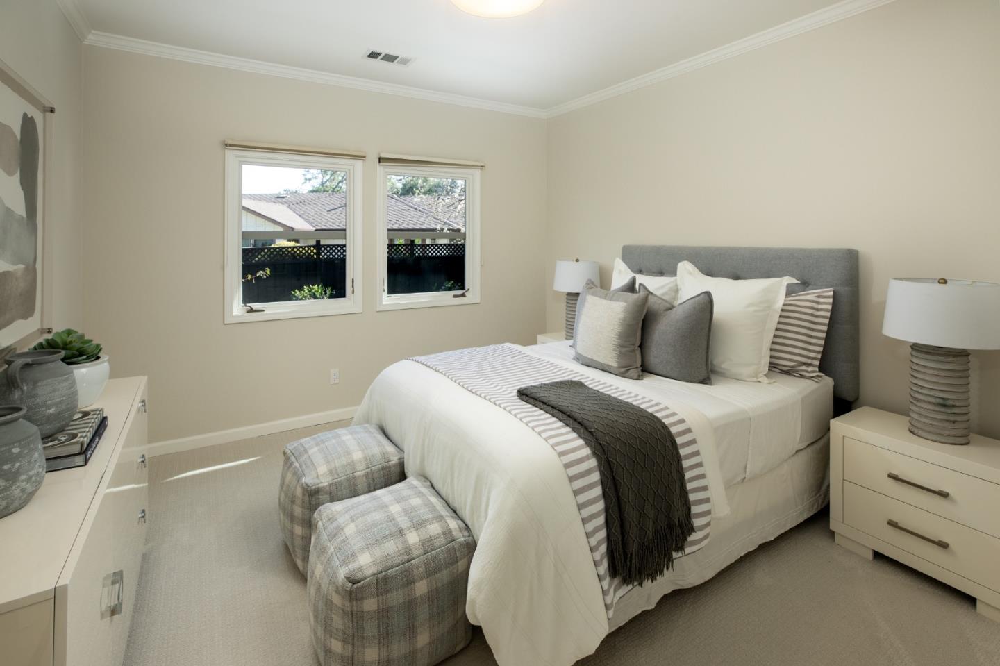 Detail Gallery Image 21 of 45 For 520 E Edith Ave, Los Altos,  CA 94022 - 5 Beds | 3/2 Baths