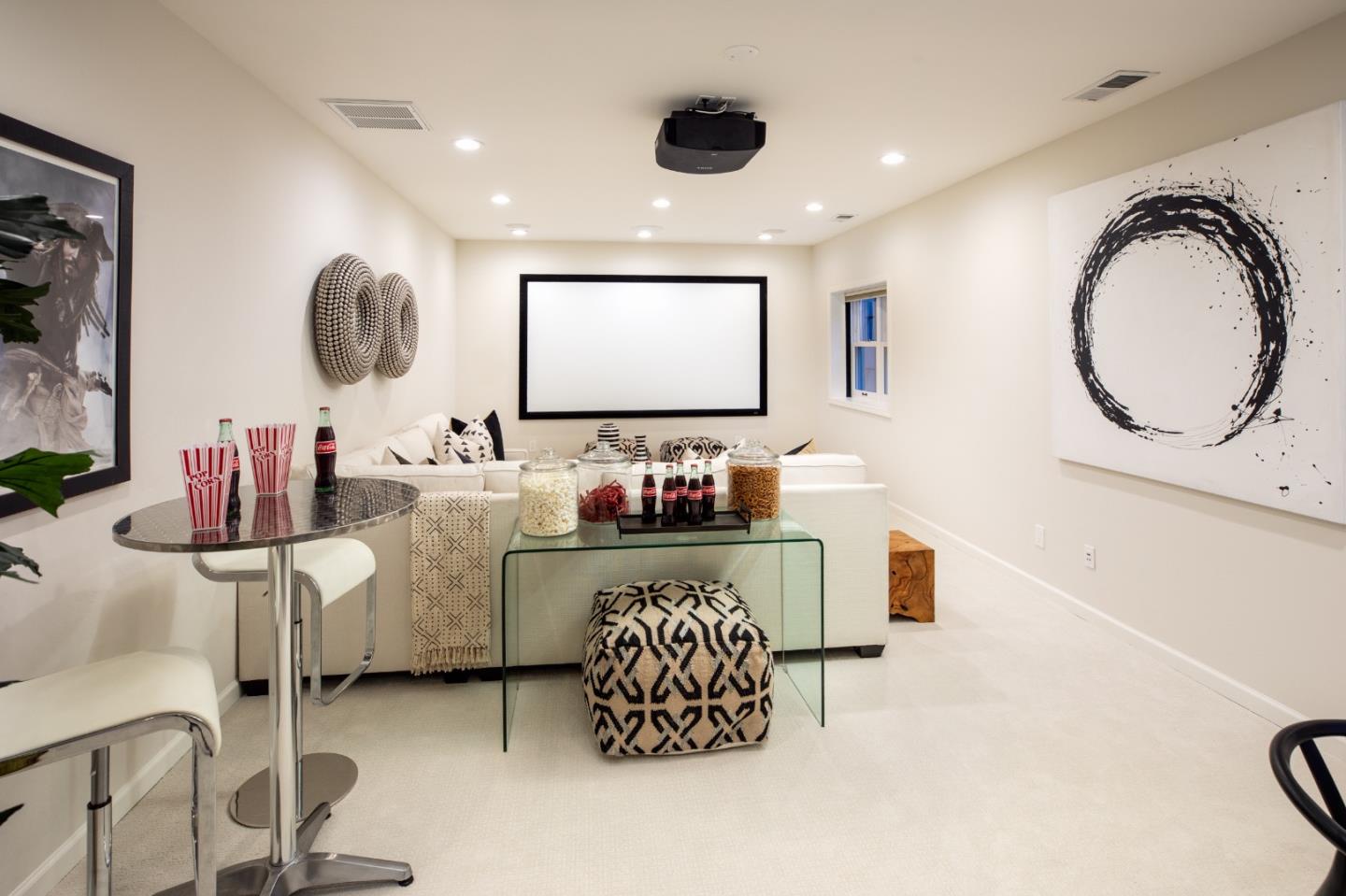 Detail Gallery Image 28 of 45 For 520 E Edith Ave, Los Altos,  CA 94022 - 5 Beds | 3/2 Baths