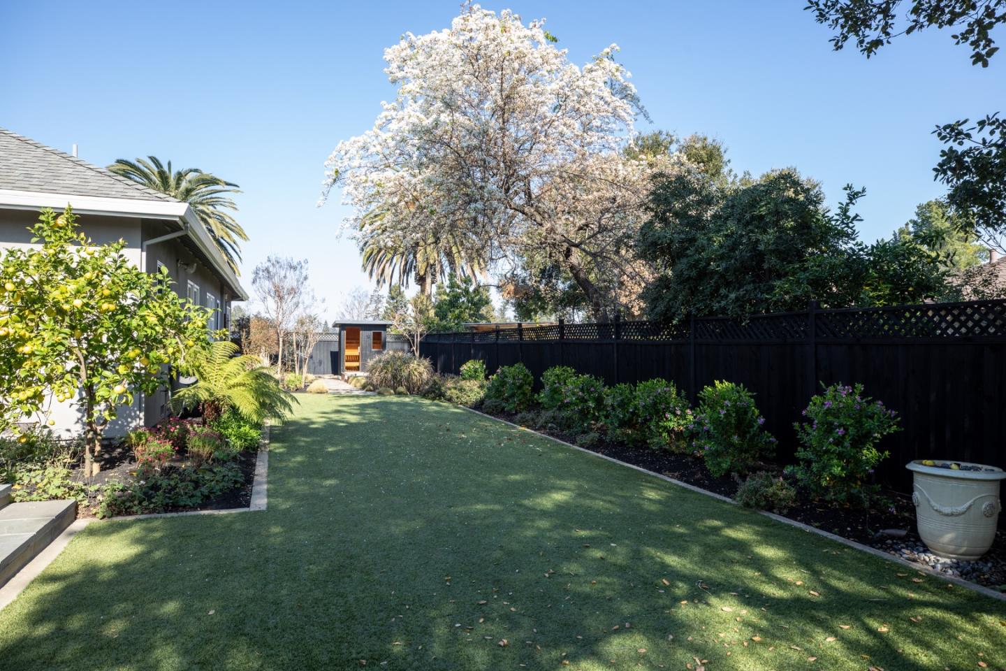 Detail Gallery Image 35 of 45 For 520 E Edith Ave, Los Altos,  CA 94022 - 5 Beds | 3/2 Baths