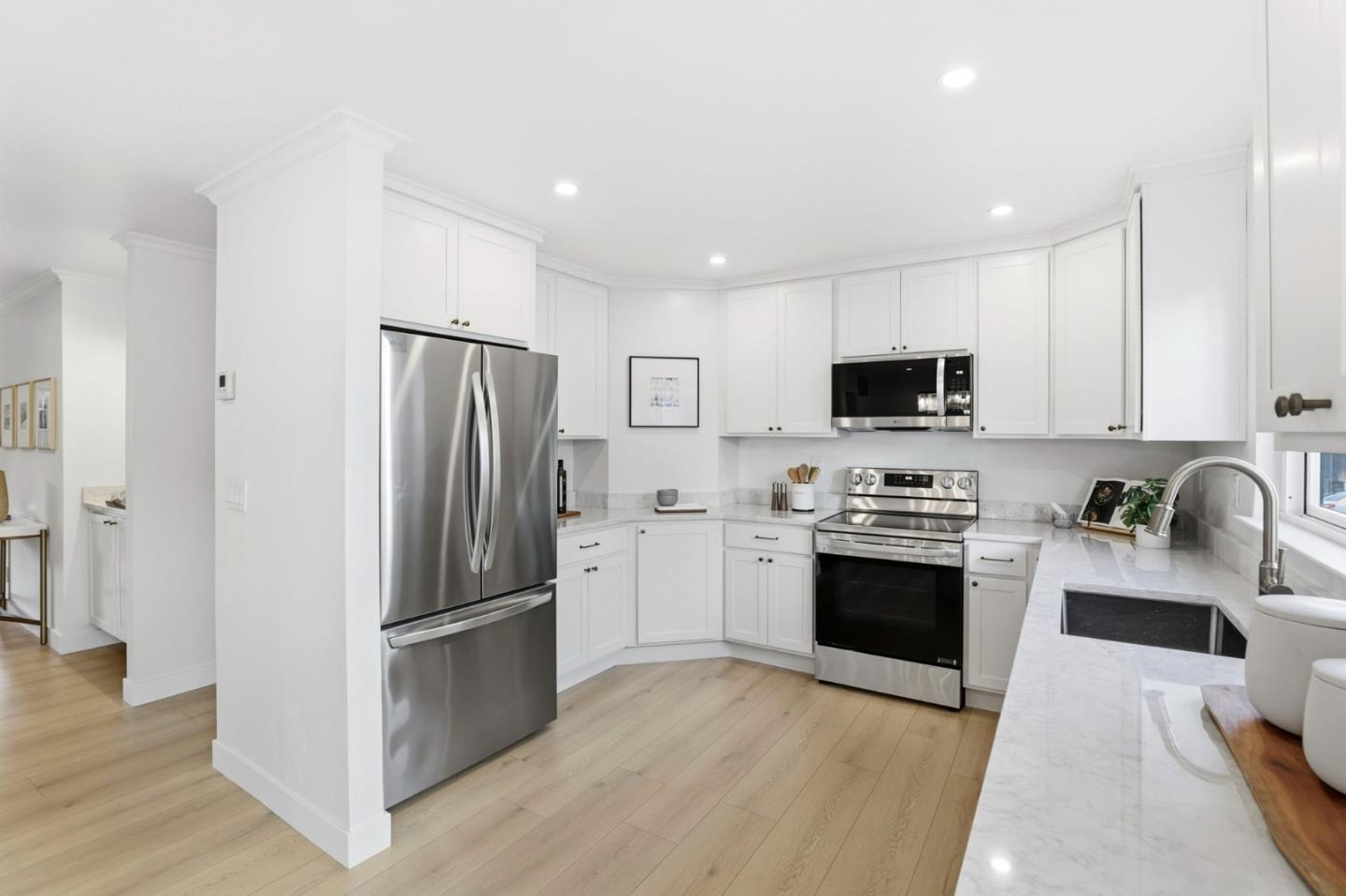 Detail Gallery Image 7 of 28 For 722 Duncanville Ct, Campbell,  CA 95008 - 2 Beds | 2/1 Baths