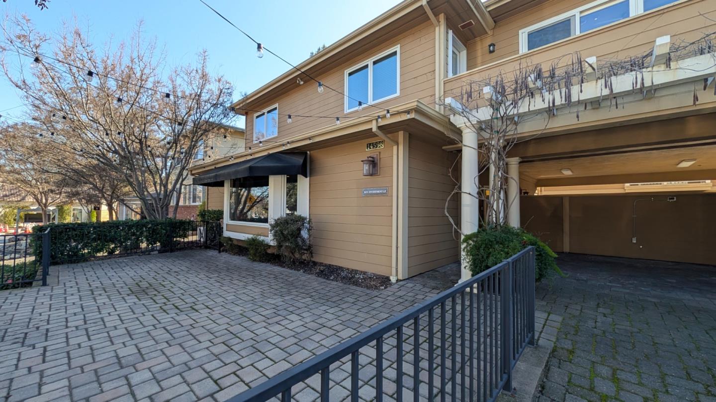 Front Image Thumbnail for ML82032674