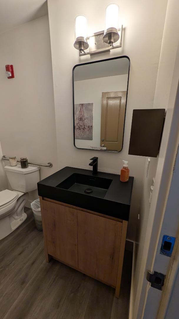 Detail Gallery Image 10 of 11 For 14598 Big Basin Way a,  Saratoga,  CA 95070 - – Beds | – Baths