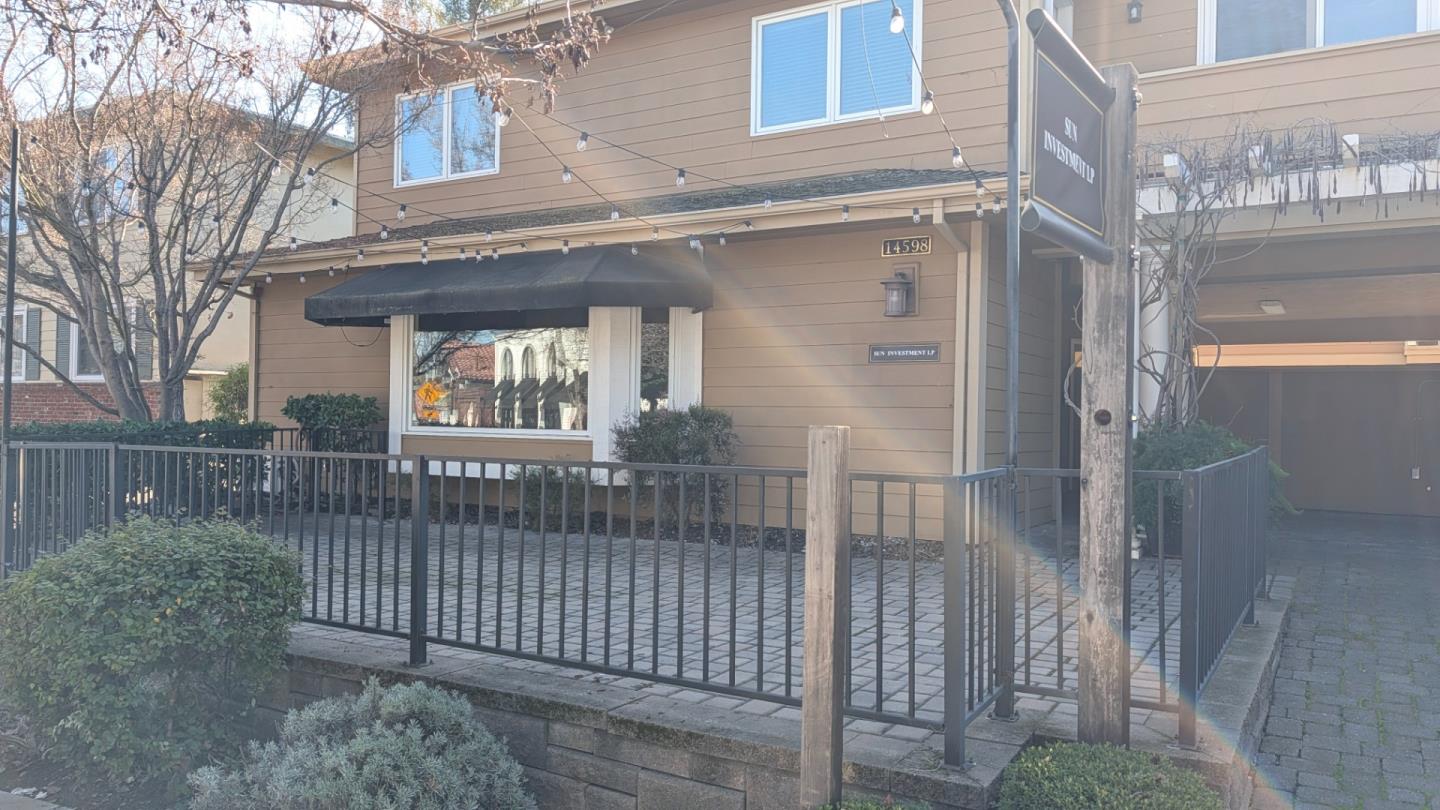 Detail Gallery Image 2 of 11 For 14598 Big Basin Way a,  Saratoga,  CA 95070 - – Beds | – Baths