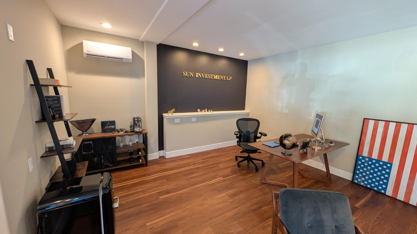 Detail Gallery Image 7 of 11 For 14598 Big Basin Way a,  Saratoga,  CA 95070 - – Beds | – Baths