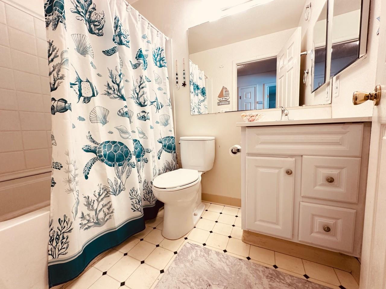 Detail Gallery Image 10 of 22 For 922 Ponselle Ln #3,  Capitola,  CA 95010 - 2 Beds | 1 Baths