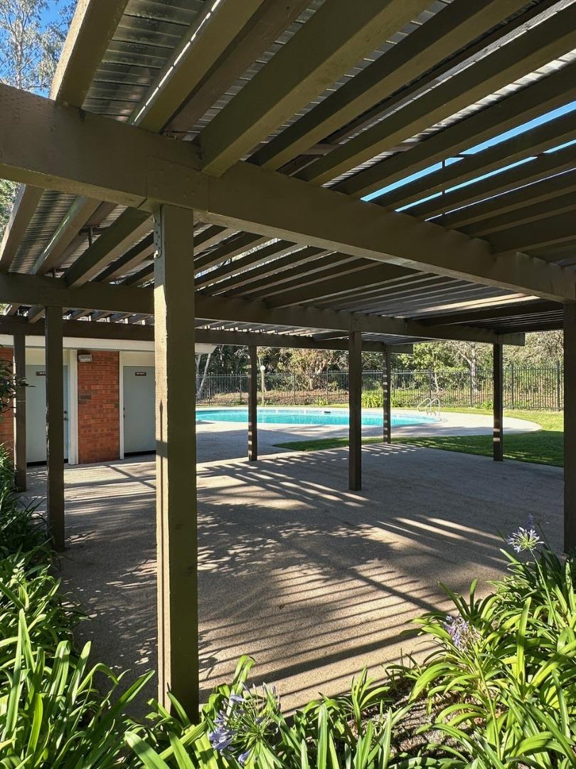 Detail Gallery Image 18 of 22 For 922 Ponselle Ln #3,  Capitola,  CA 95010 - 2 Beds | 1 Baths