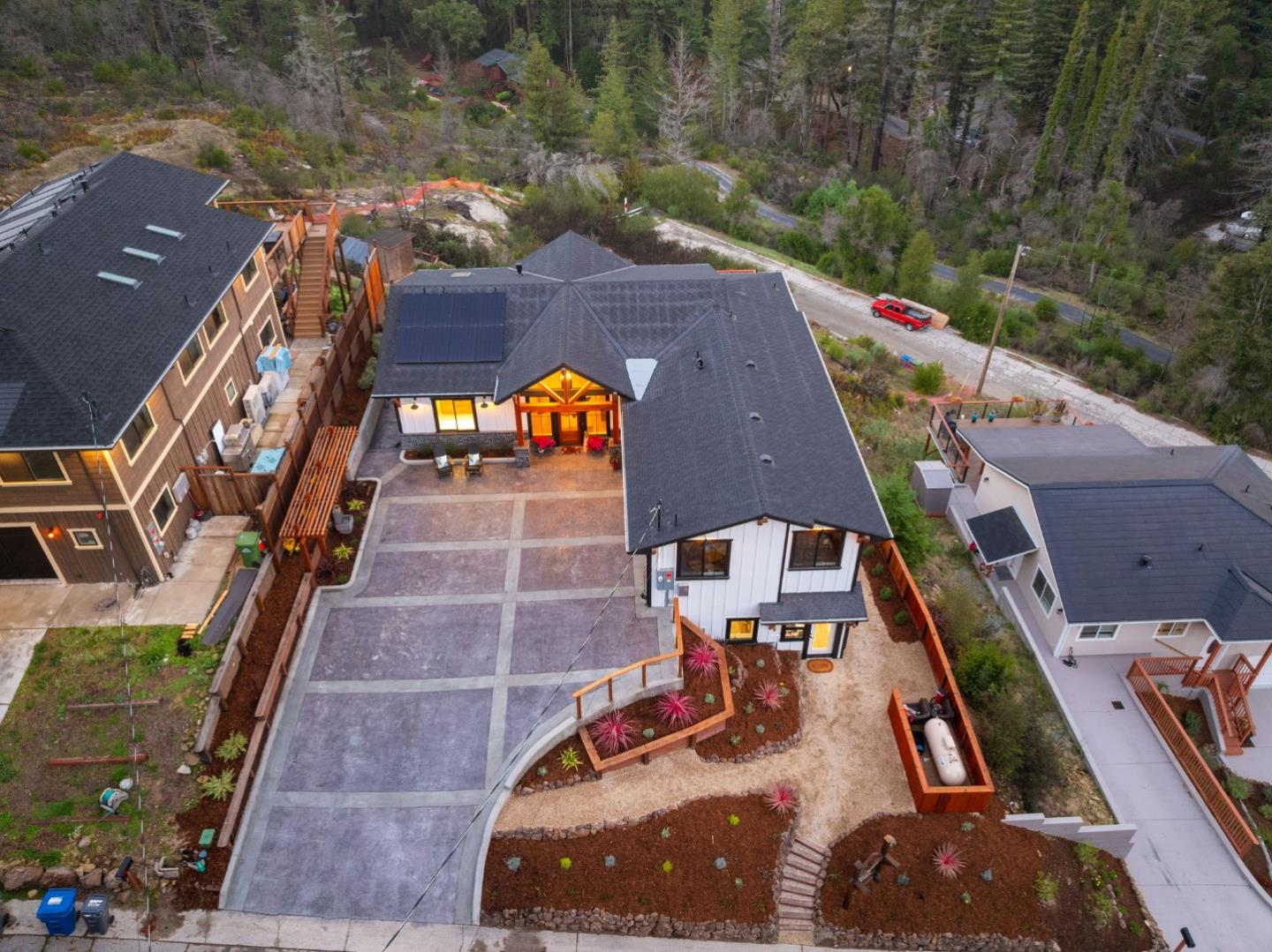 Detail Gallery Image 7 of 99 For 230 Fern Rock Way, Boulder Creek,  CA 95006 - 5 Beds | 4 Baths