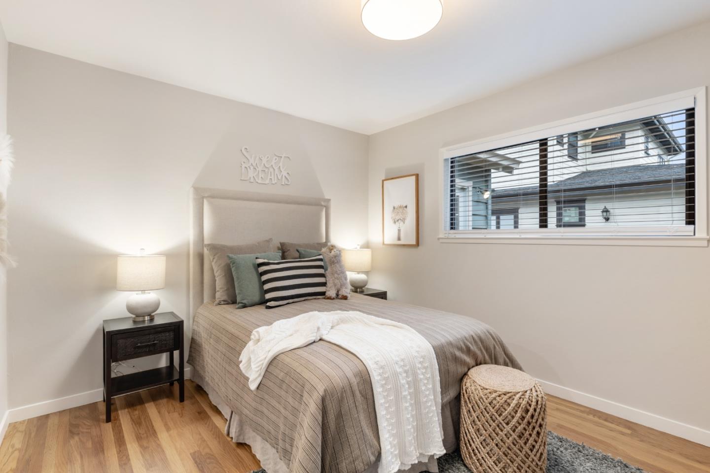 Detail Gallery Image 14 of 27 For 4119 Park Blvd, Palo Alto,  CA 94306 - 3 Beds | 2 Baths