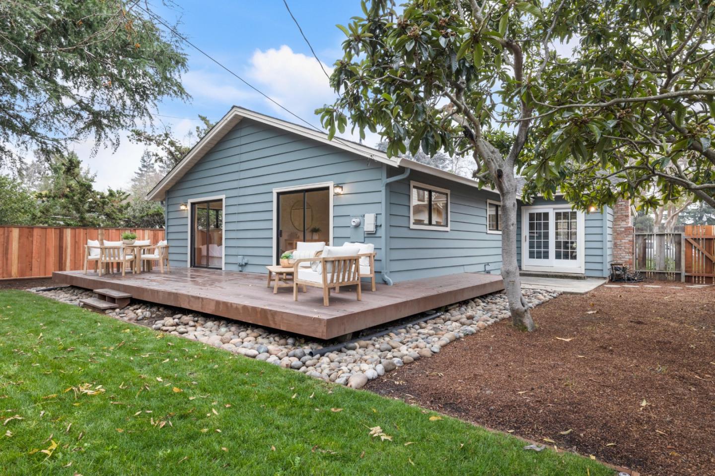 Detail Gallery Image 25 of 27 For 4119 Park Blvd, Palo Alto,  CA 94306 - 3 Beds | 2 Baths