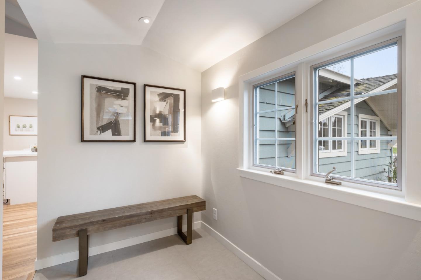 Detail Gallery Image 4 of 27 For 4119 Park Blvd, Palo Alto,  CA 94306 - 3 Beds | 2 Baths