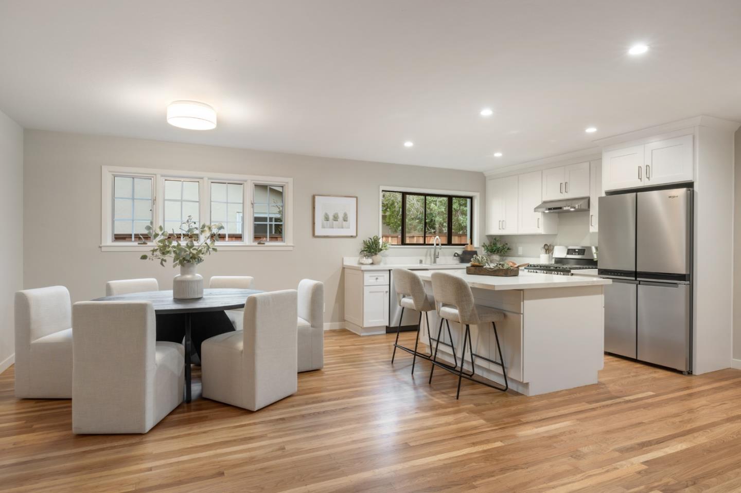 Detail Gallery Image 8 of 27 For 4119 Park Blvd, Palo Alto,  CA 94306 - 3 Beds | 2 Baths