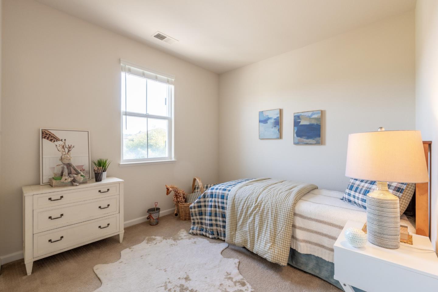 Detail Gallery Image 28 of 30 For 4750 Sea Crest Dr, Seaside,  CA 93955 - 4 Beds | 2/1 Baths