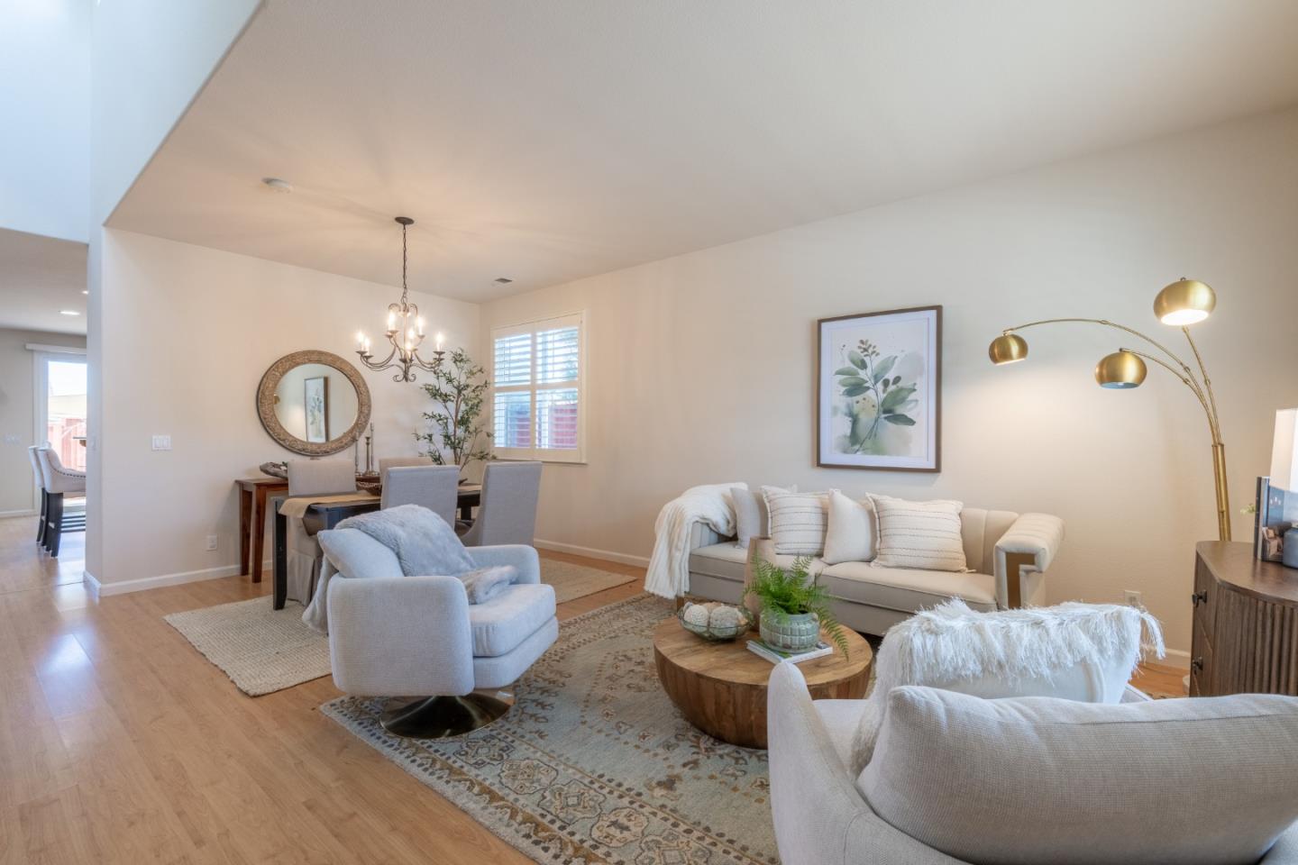 Detail Gallery Image 5 of 30 For 4750 Sea Crest Dr, Seaside,  CA 93955 - 4 Beds | 2/1 Baths