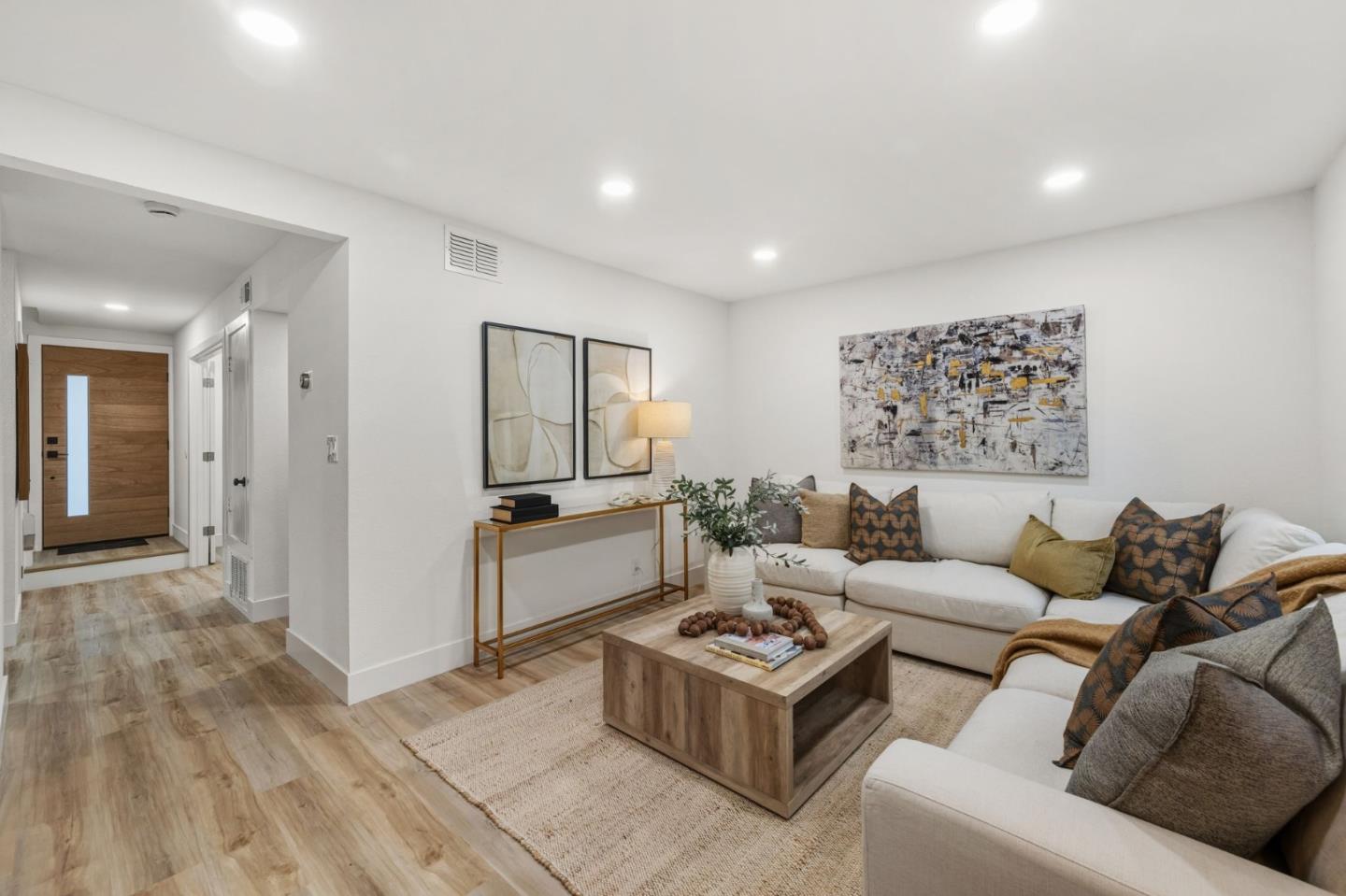 Photo #17: ML82032687 Listing: Photo #17