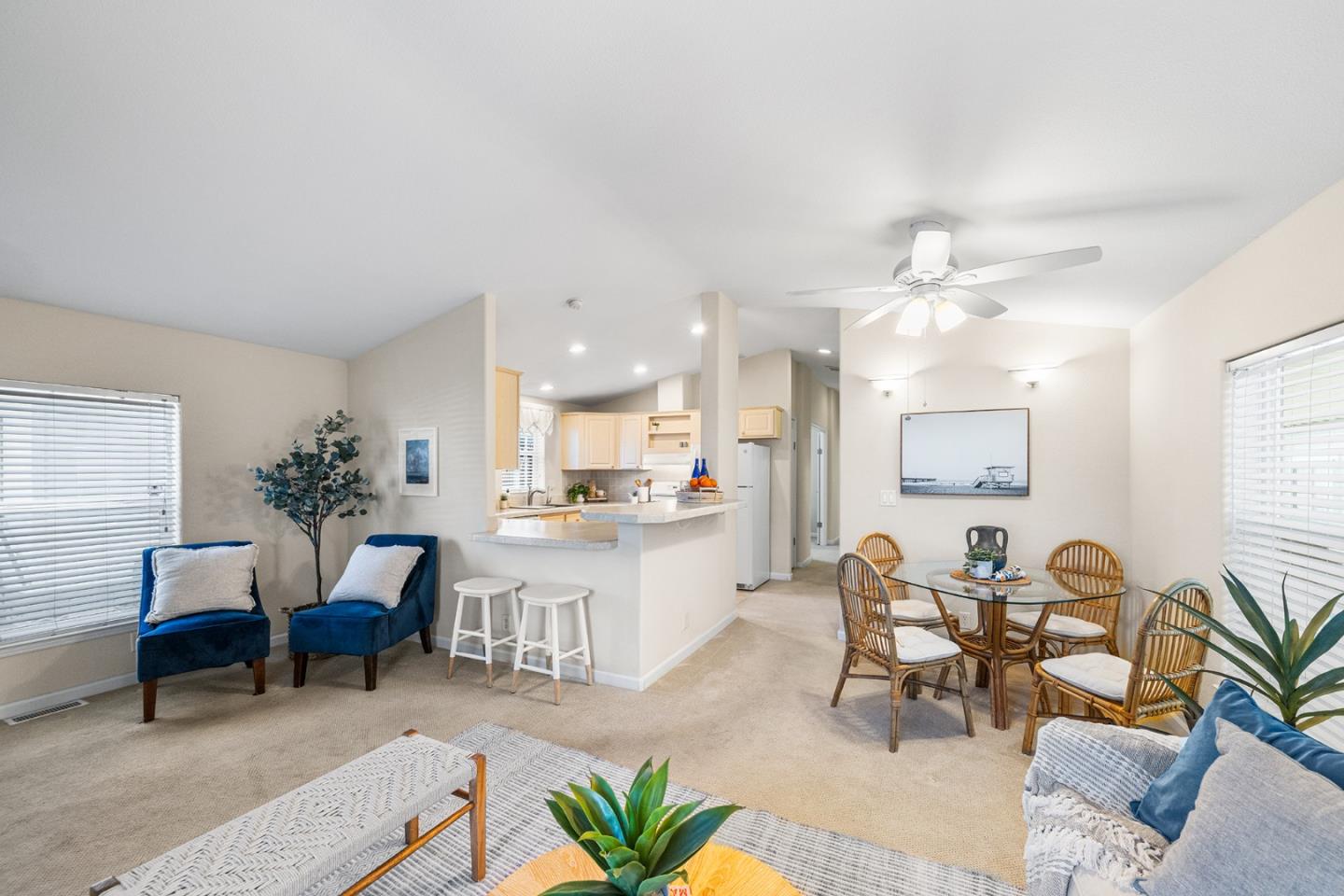 Detail Gallery Image 12 of 39 For 998 38th Ave #9,  Santa Cruz,  CA 95062 - 2 Beds | 2 Baths