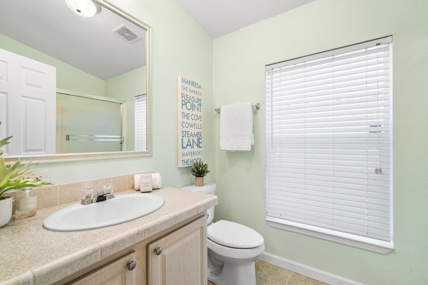 Detail Gallery Image 27 of 39 For 998 38th Ave #9,  Santa Cruz,  CA 95062 - 2 Beds | 2 Baths
