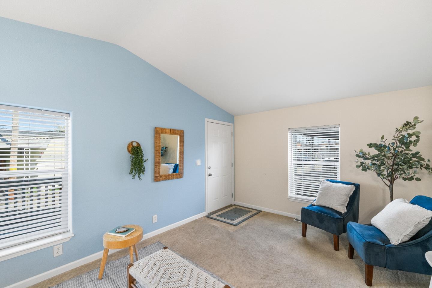 Detail Gallery Image 9 of 39 For 998 38th Ave #9,  Santa Cruz,  CA 95062 - 2 Beds | 2 Baths