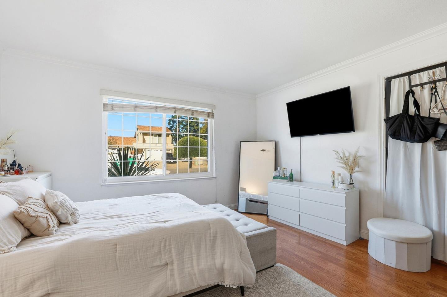 Detail Gallery Image 18 of 47 For 366 Curie  Drive Dr, San Jose,  CA 95119 - 5 Beds | 2/1 Baths