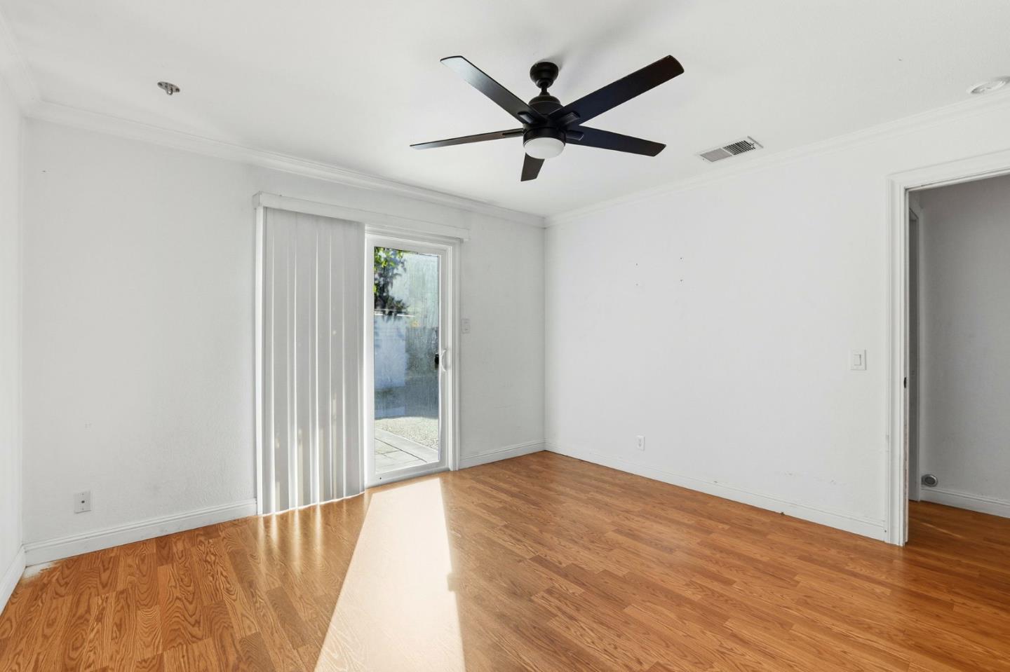 Detail Gallery Image 26 of 47 For 366 Curie  Drive Dr, San Jose,  CA 95119 - 5 Beds | 2/1 Baths