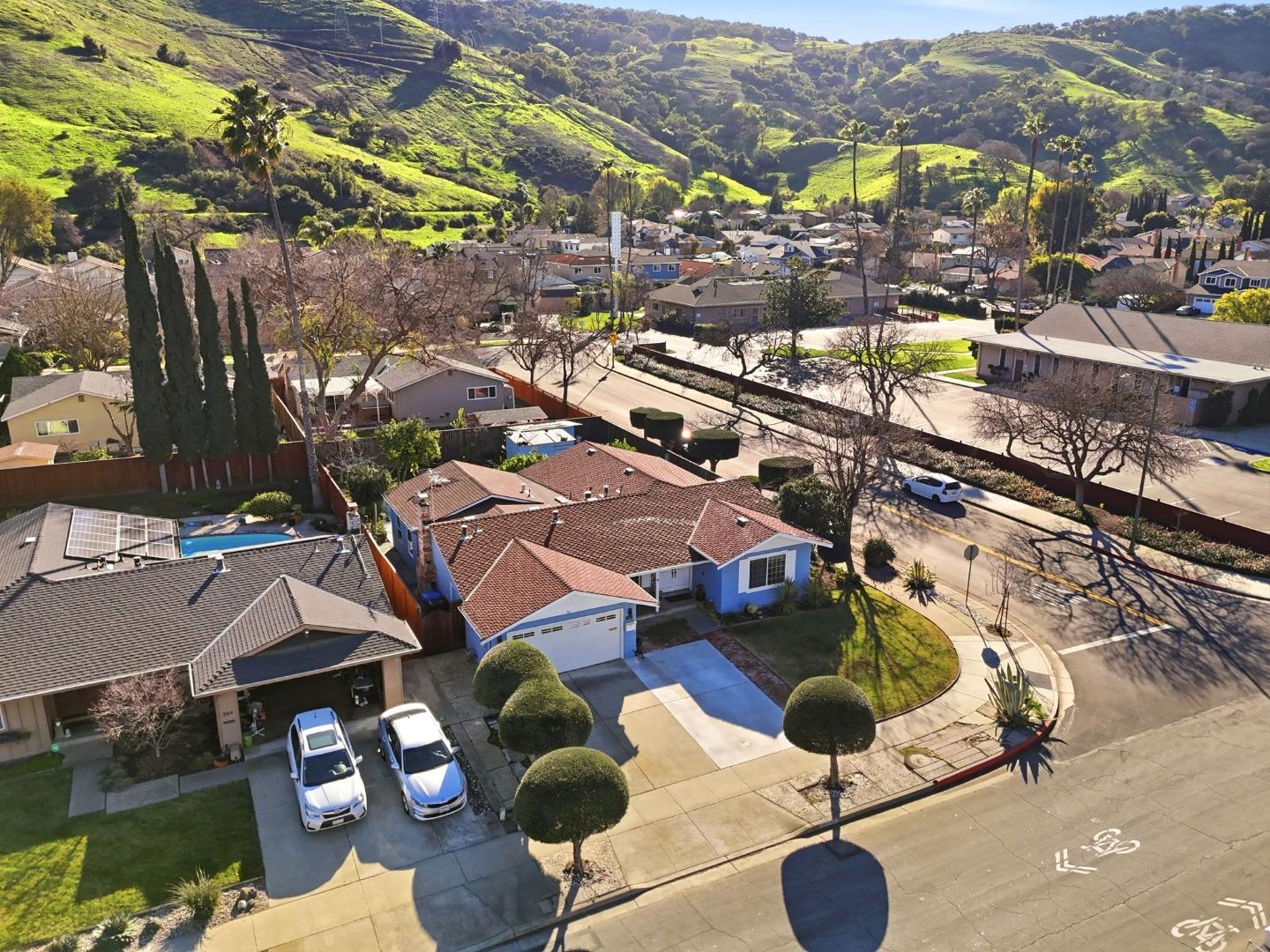 Detail Gallery Image 36 of 47 For 366 Curie  Drive Dr, San Jose,  CA 95119 - 5 Beds | 2/1 Baths