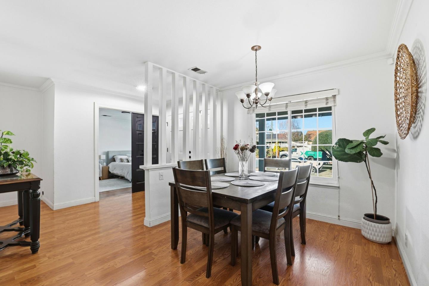 Detail Gallery Image 4 of 47 For 366 Curie  Drive Dr, San Jose,  CA 95119 - 5 Beds | 2/1 Baths