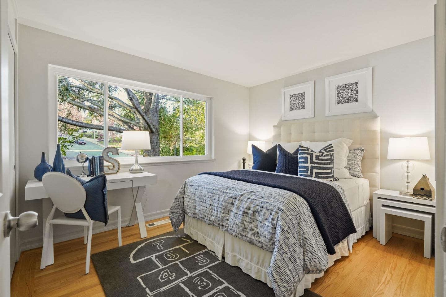 Detail Gallery Image 12 of 28 For 3811 Farm Hill Blvd, Redwood City,  CA 94061 - 4 Beds | 3 Baths