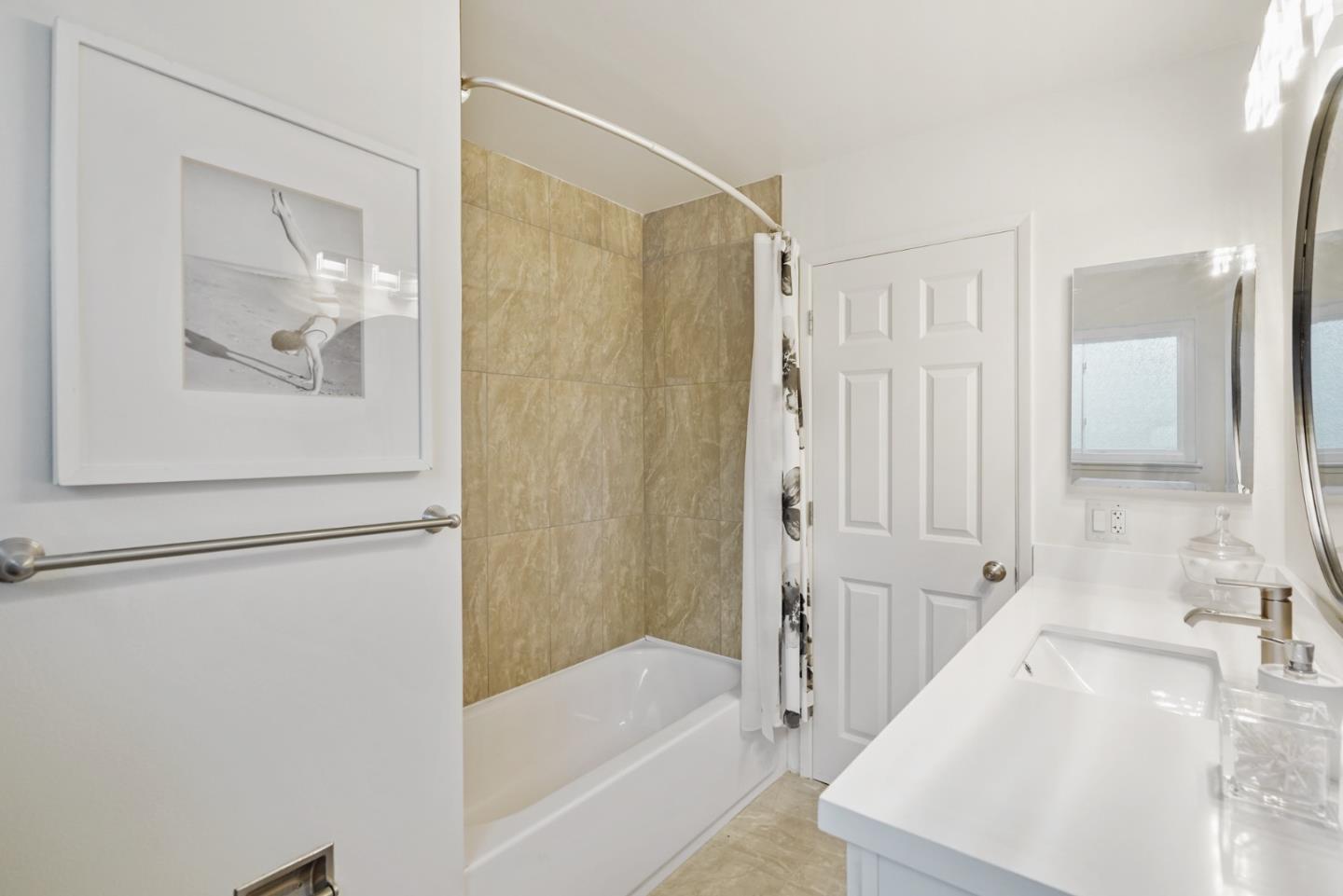 Detail Gallery Image 14 of 28 For 3811 Farm Hill Blvd, Redwood City,  CA 94061 - 4 Beds | 3 Baths