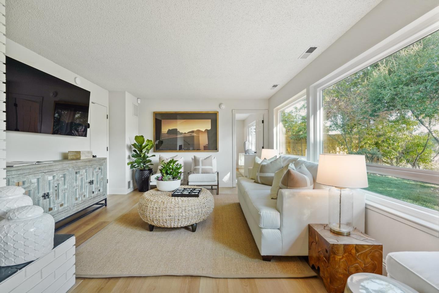 Detail Gallery Image 18 of 28 For 3811 Farm Hill Blvd, Redwood City,  CA 94061 - 4 Beds | 3 Baths