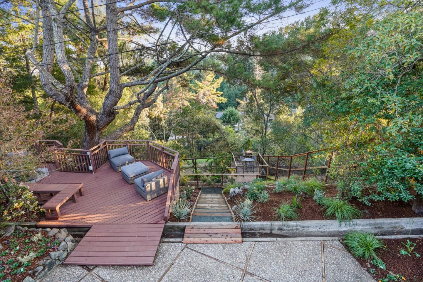 Detail Gallery Image 28 of 28 For 3811 Farm Hill Blvd, Redwood City,  CA 94061 - 4 Beds | 3 Baths