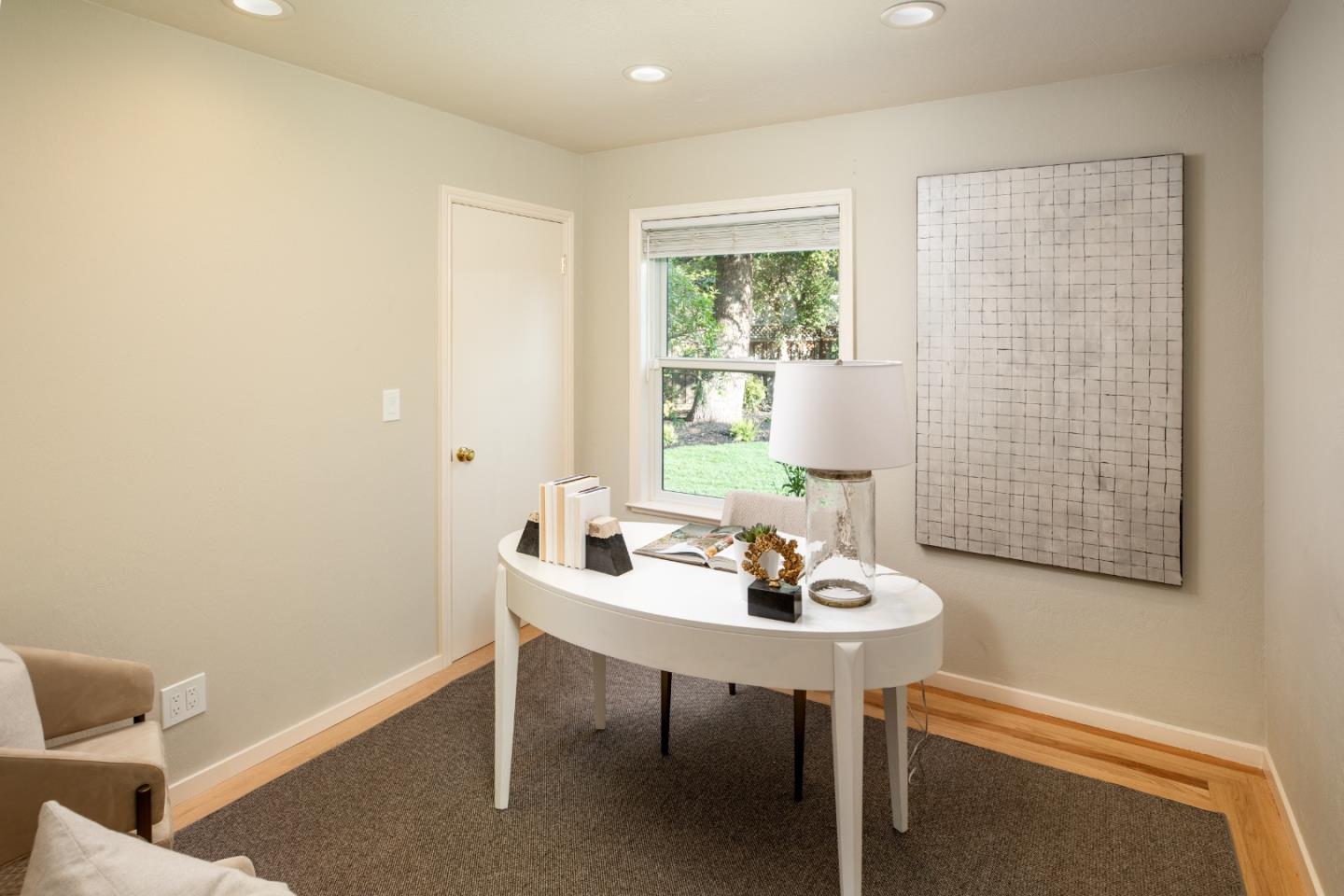 Detail Gallery Image 13 of 28 For 1470 Aura Way, Los Altos,  CA 94024 - 5 Beds | 3 Baths