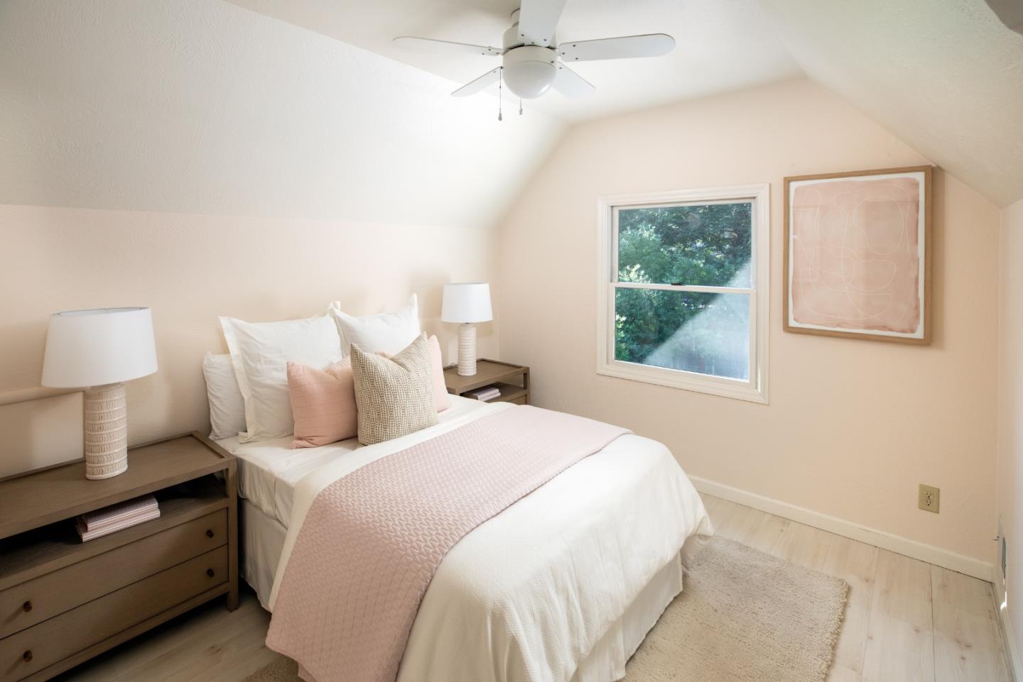 Detail Gallery Image 19 of 28 For 1470 Aura Way, Los Altos,  CA 94024 - 5 Beds | 3 Baths