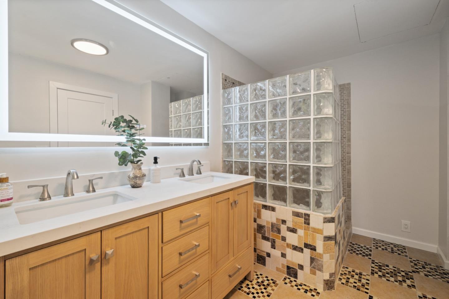 Detail Gallery Image 10 of 15 For 200 Shady Ln, Boulder Creek,  CA 95006 - 4 Beds | 3 Baths