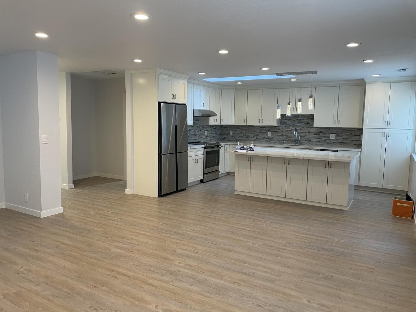 Detail Gallery Image 3 of 15 For 5746 Cahalan Ave, San Jose,  CA 95123 - – Beds | – Baths