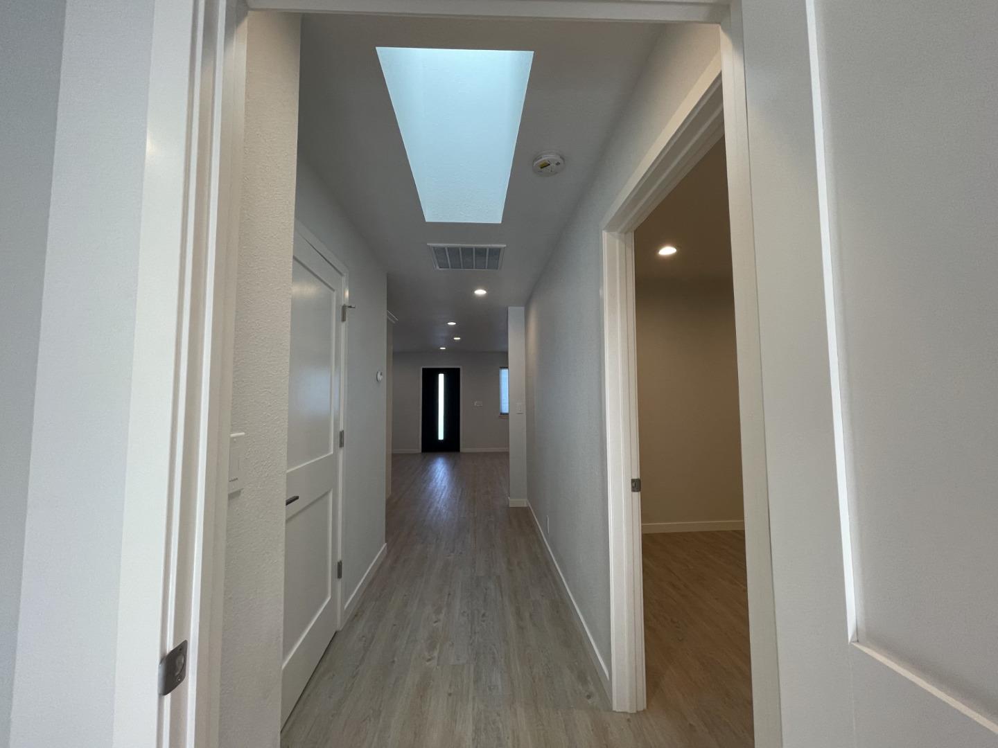 Detail Gallery Image 6 of 15 For 5746 Cahalan Ave, San Jose,  CA 95123 - – Beds | – Baths