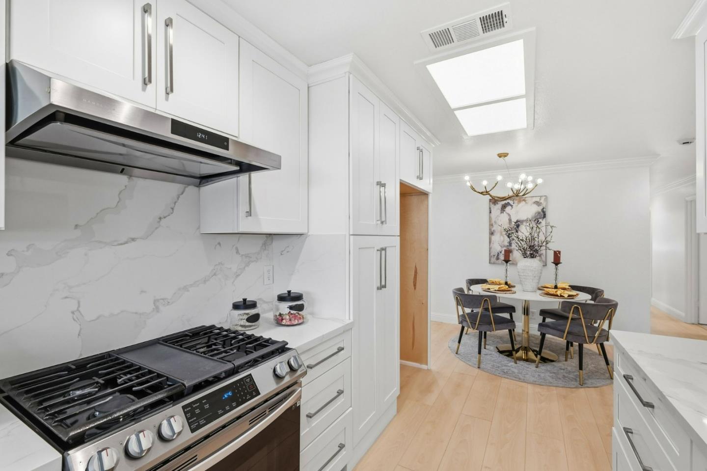 Detail Gallery Image 13 of 35 For 31383 Santa Ana Way, Union City,  CA 94587 - 4 Beds | 2 Baths