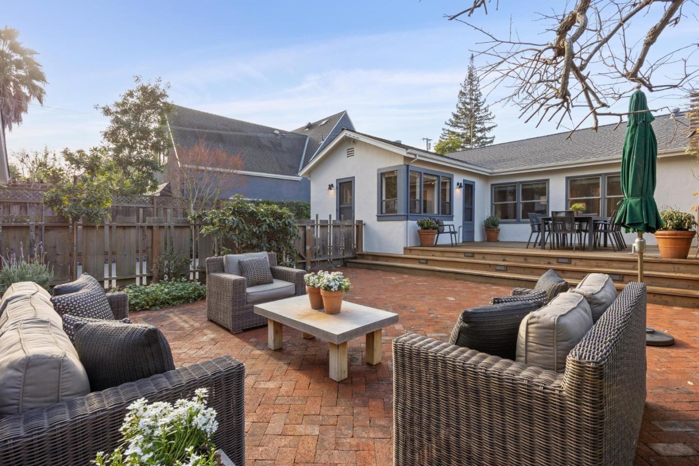 Detail Gallery Image 19 of 25 For 580 Lincoln Ave, Palo Alto,  CA 94301 - 3 Beds | 1 Baths