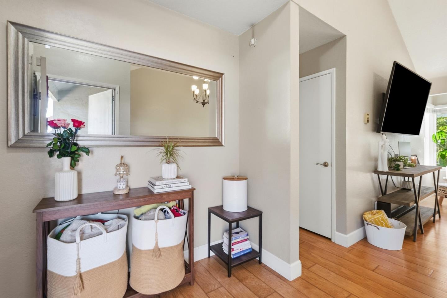 Detail Gallery Image 3 of 34 For 280 Crestview Dr, Watsonville,  CA 95076 - 2 Beds | 2 Baths