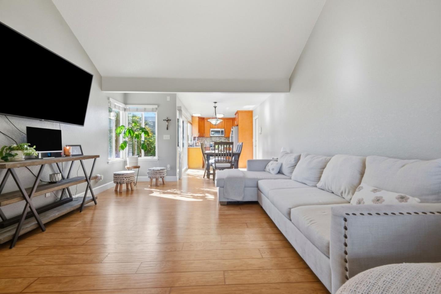 Detail Gallery Image 7 of 34 For 280 Crestview Dr, Watsonville,  CA 95076 - 2 Beds | 2 Baths