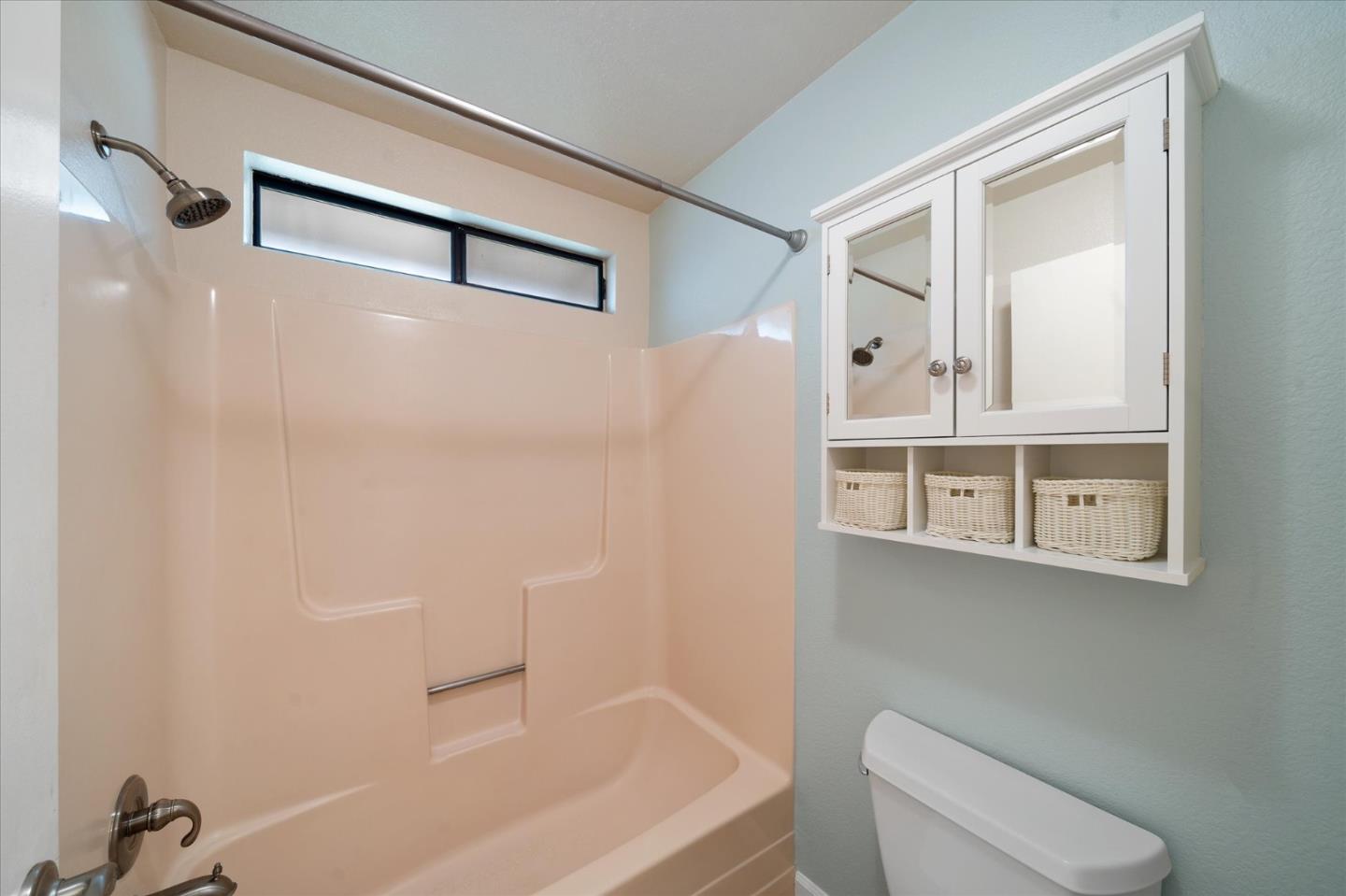 Detail Gallery Image 18 of 34 For 7235 Amigo Way, Redding,  CA 96002 - 3 Beds | 2 Baths