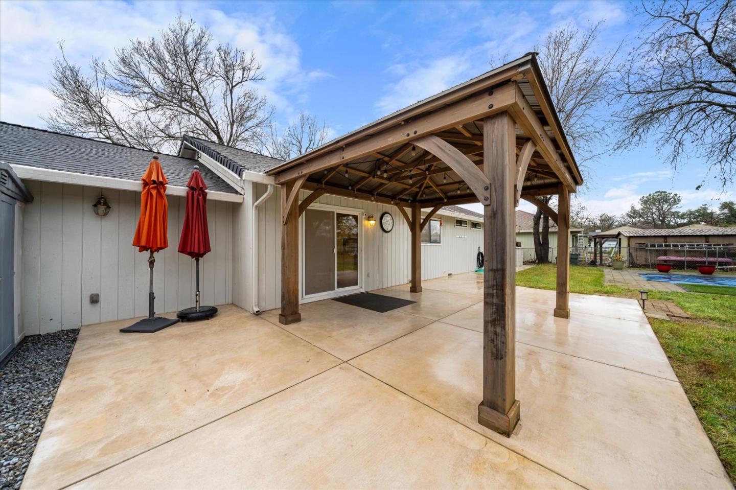 Detail Gallery Image 26 of 34 For 7235 Amigo Way, Redding,  CA 96002 - 3 Beds | 2 Baths